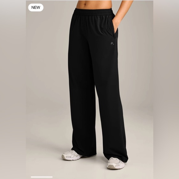 Oner Active Black Air Move Straight Leg Joggers